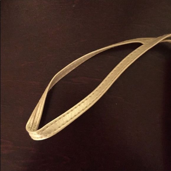 Avon Faux Shell Pink Clutch - Picture 3 of 6